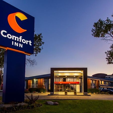 Comfort Inn South Shore Boucherville Exterior photo