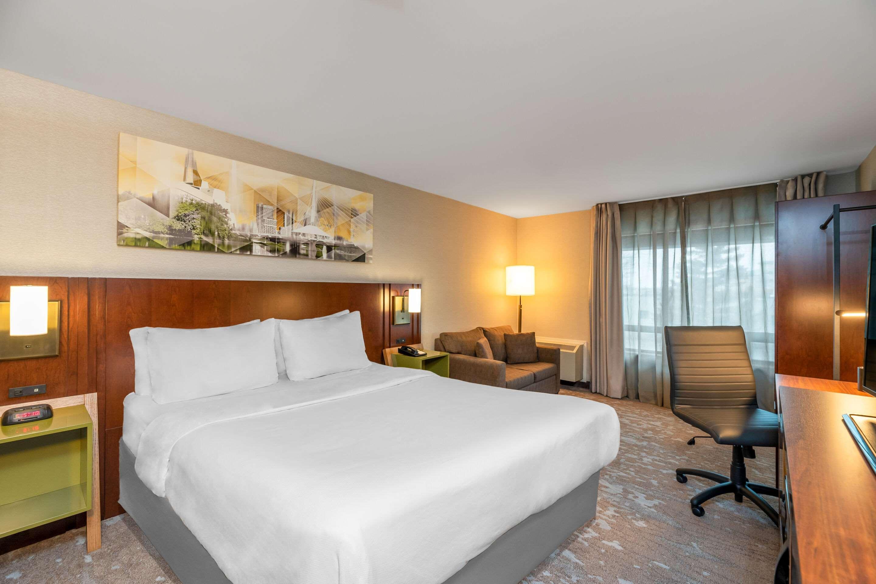 Comfort Inn South Shore Boucherville Exterior photo
