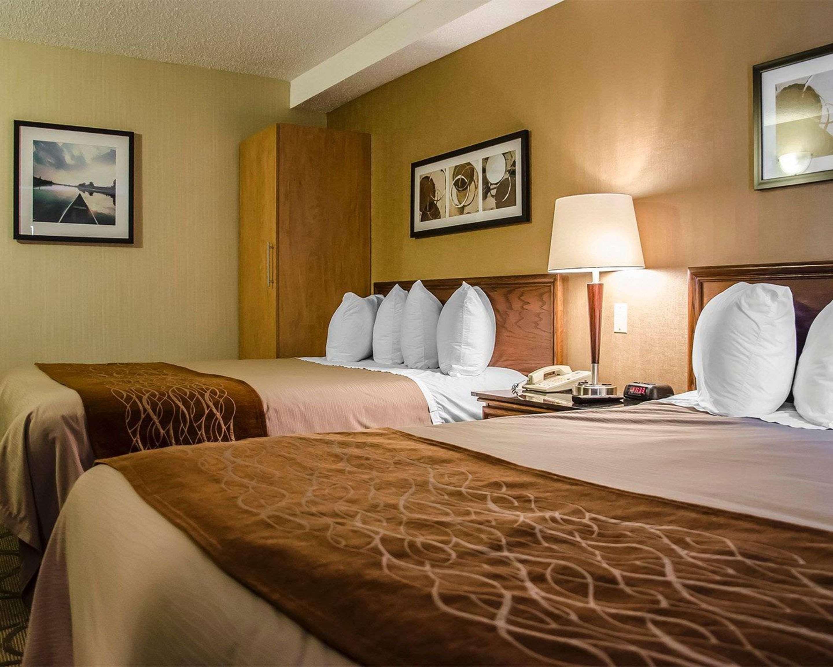 Comfort Inn South Shore Boucherville Exterior photo