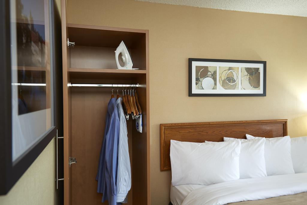 Comfort Inn South Shore Boucherville Exterior photo