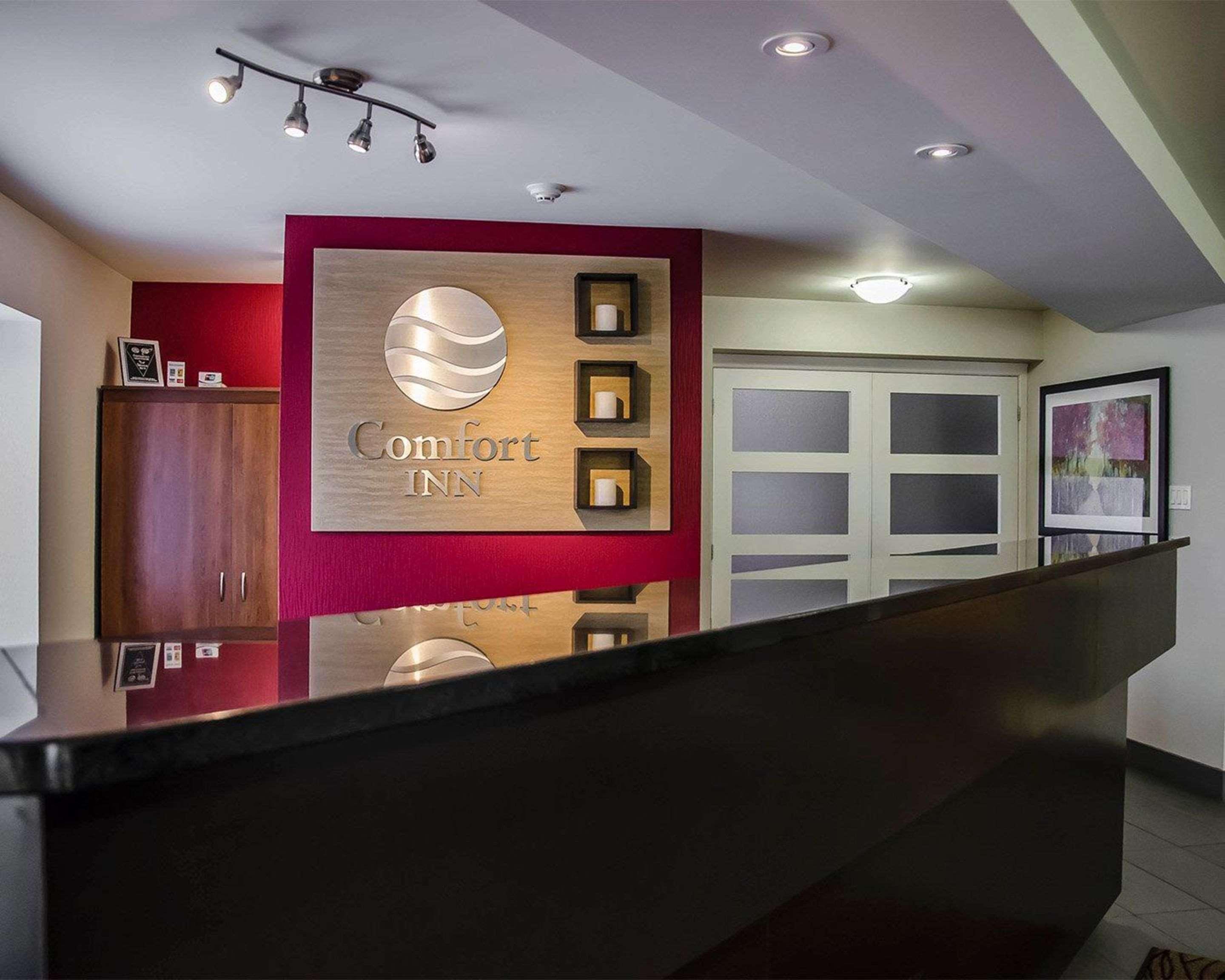 Comfort Inn South Shore Boucherville Exterior photo