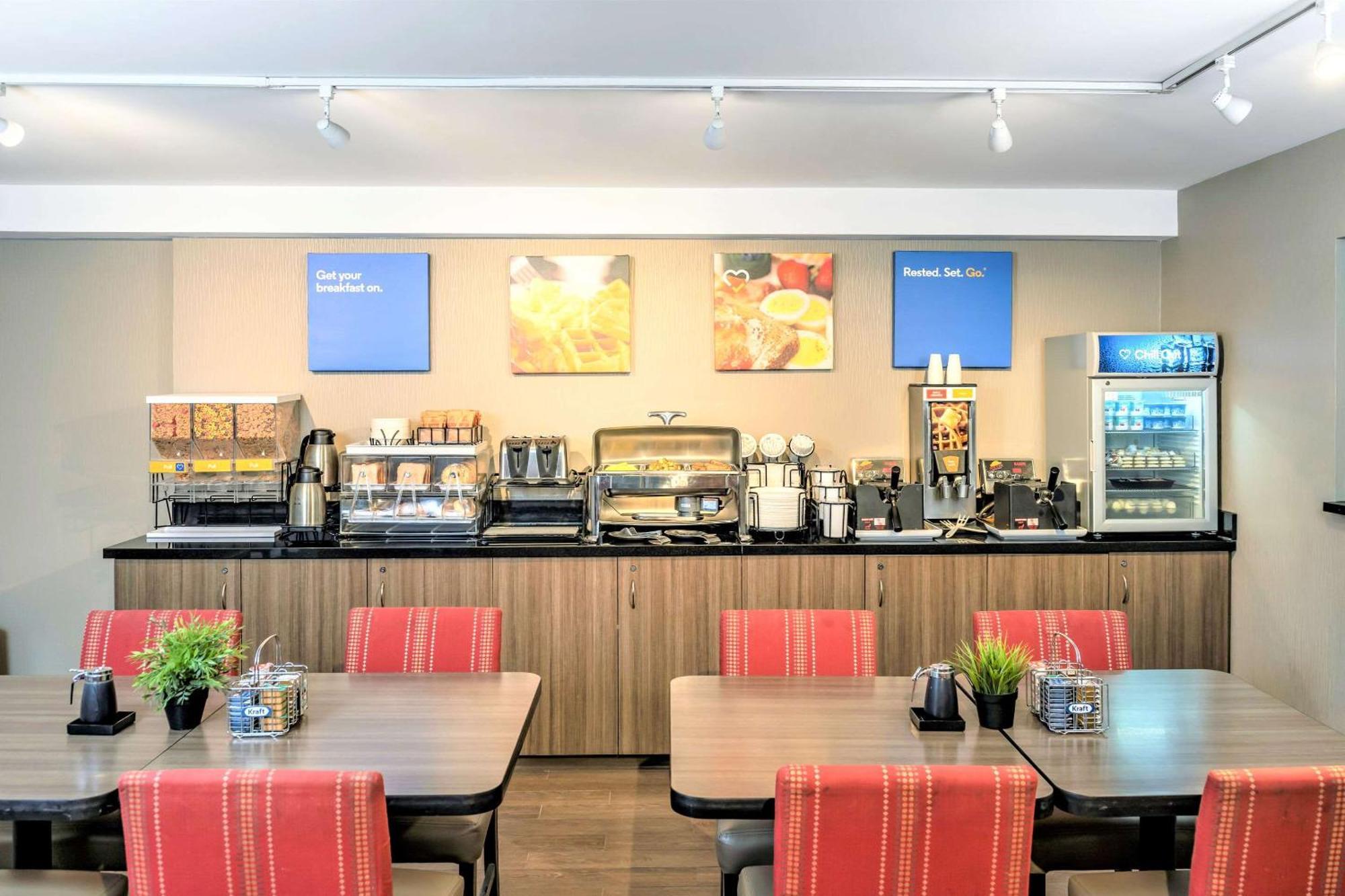 Comfort Inn South Shore Boucherville Exterior photo