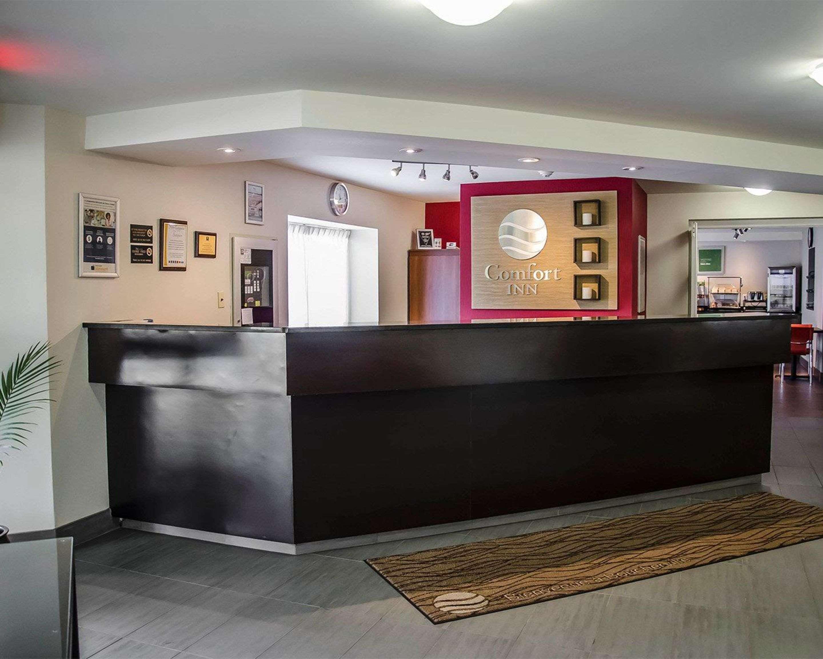 Comfort Inn South Shore Boucherville Exterior photo