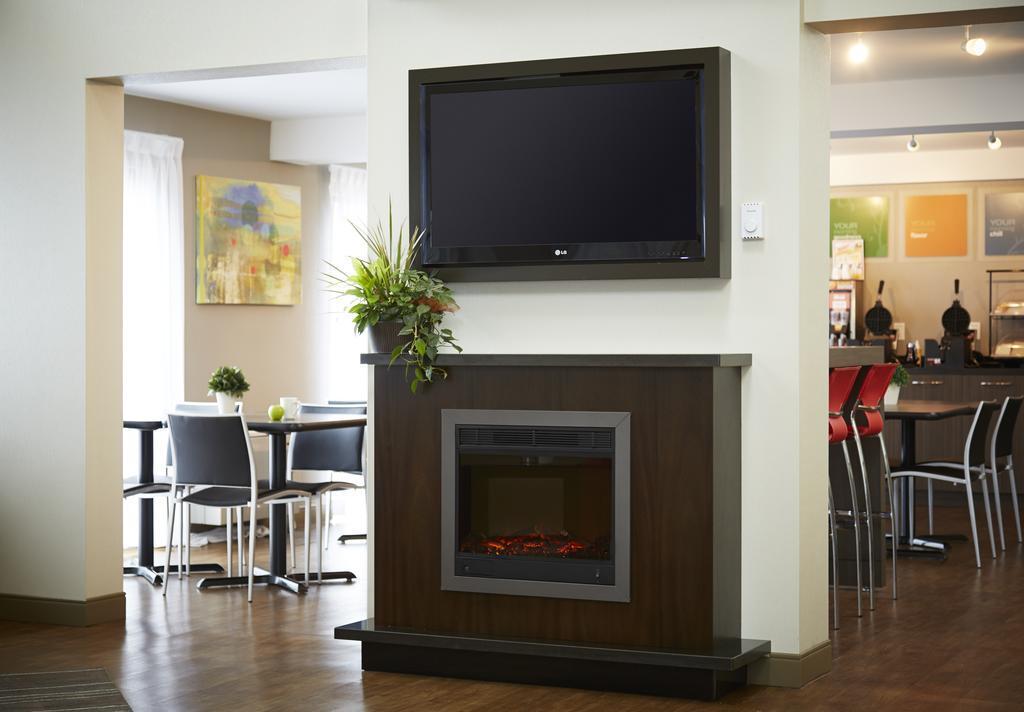 Comfort Inn South Shore Boucherville Exterior photo