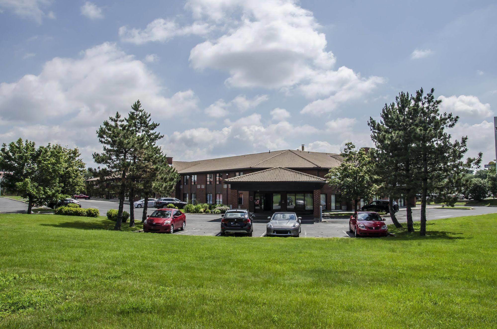 Comfort Inn South Shore Boucherville Exterior photo